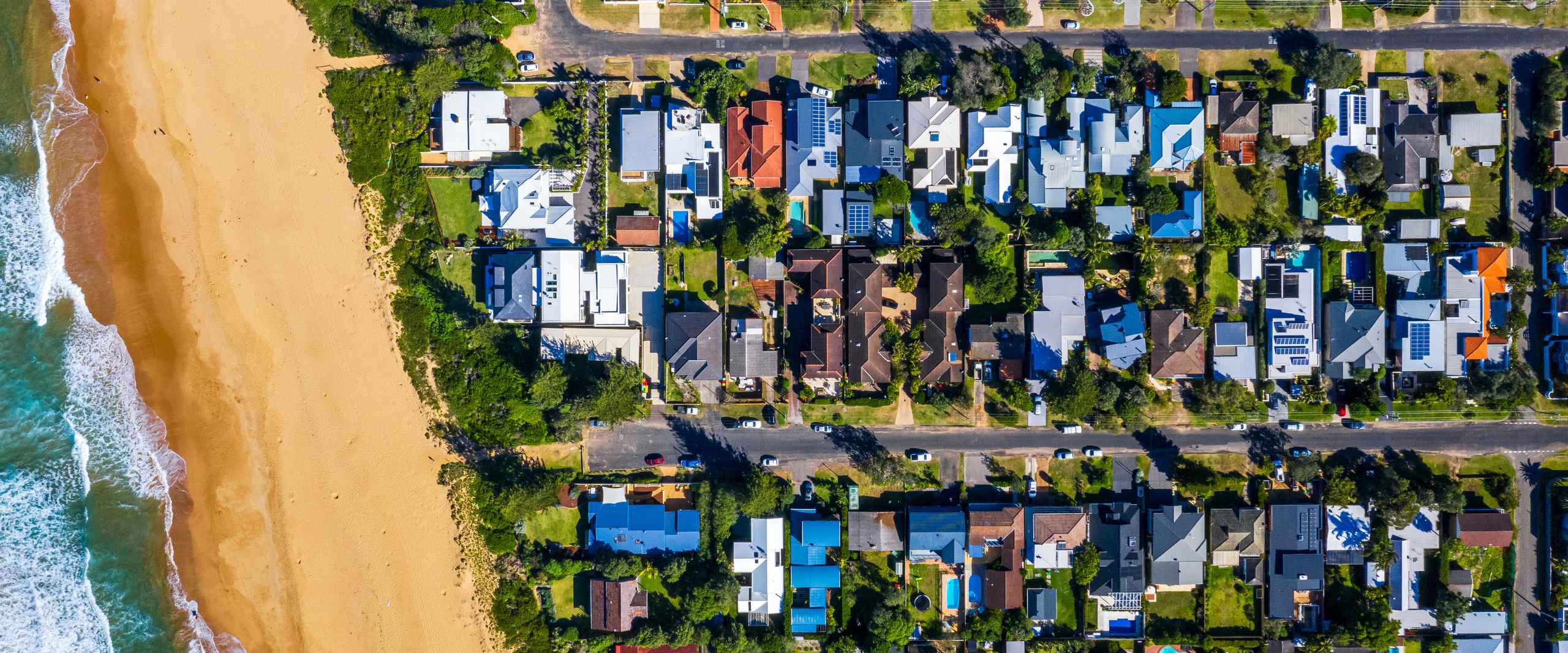 birds eye view of houses